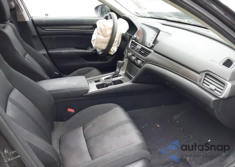 2018 Honda Accord Ex z USA, uszkodzony, nr VIN 1HGCV1F46JA021480